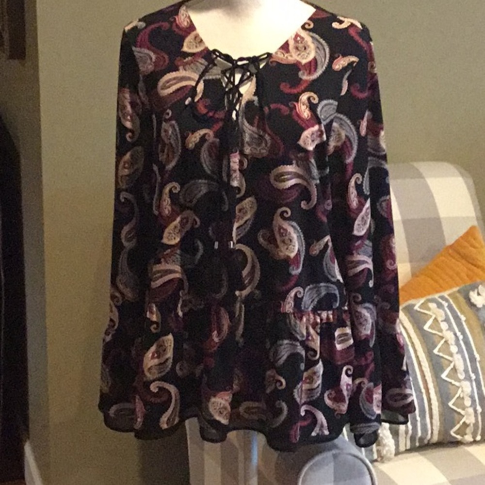 White House Black Market Blouse